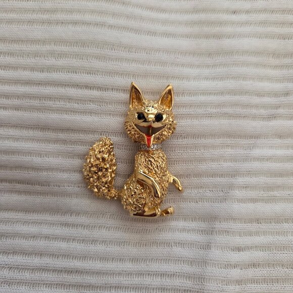 Vintage Smiling Fox Brooch Gold Tone Rhinestones Laughing 1.75” Animal - Picture 1 of 4